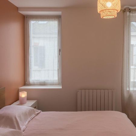 Beau Quartier Et Central, Maison Spacieuse Avec Cour, 3 Chambres, 3 Salles De Bains A 10 Min A Pied De La Gare Orléans Kültér fotó