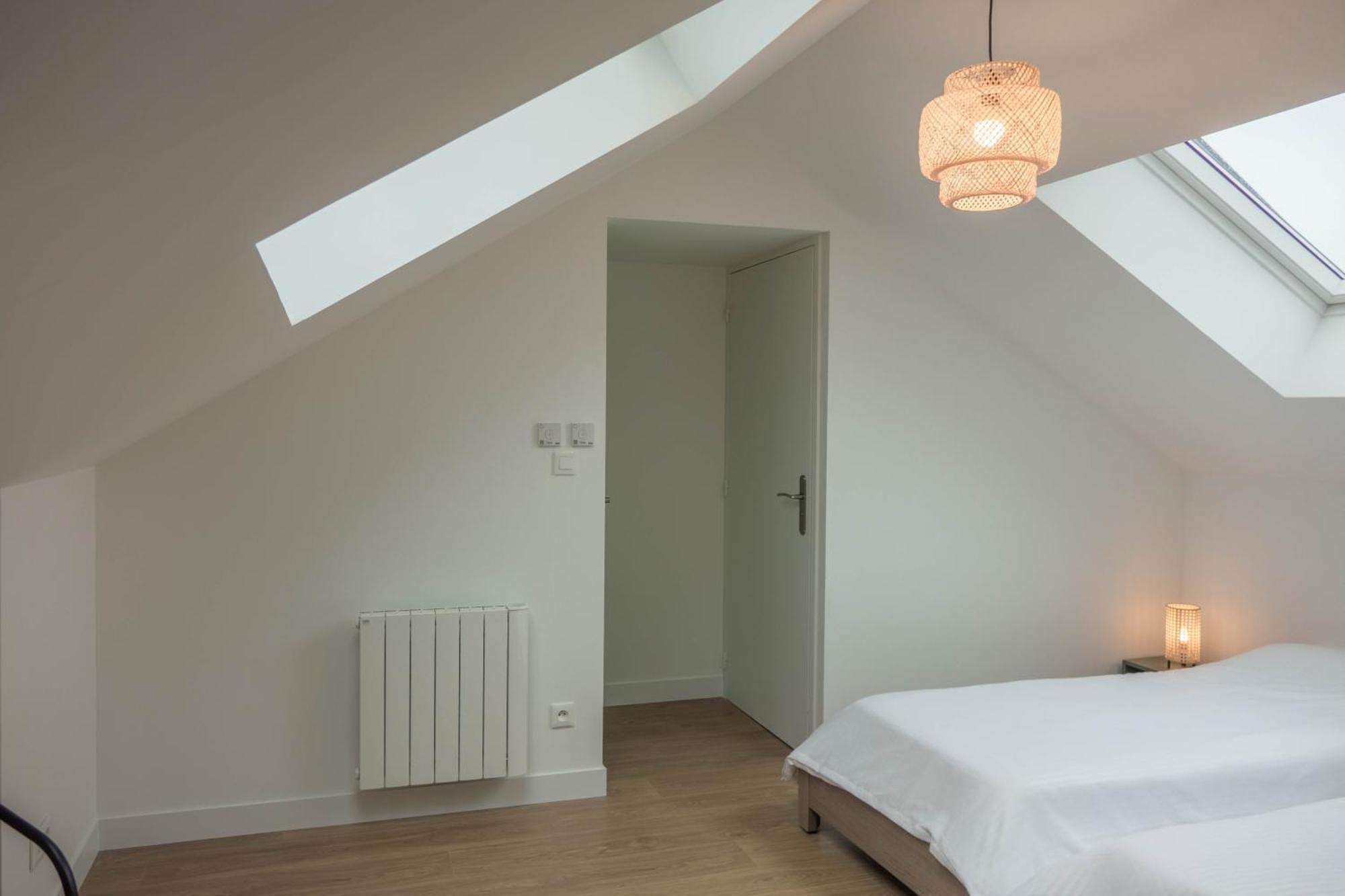 Beau Quartier Et Central, Maison Spacieuse Avec Cour, 3 Chambres, 3 Salles De Bains A 10 Min A Pied De La Gare Orléans Kültér fotó